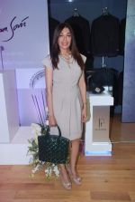 at Poonam Soni_s Platinum collection in Breach Candy on 6th Sept 2012 (103).JPG
